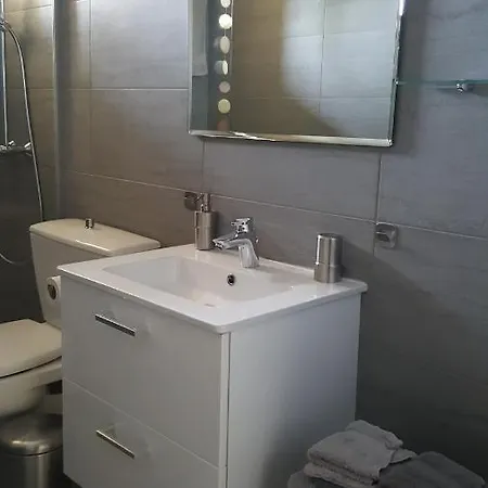 Margouillat D'hote Semesterbostad *